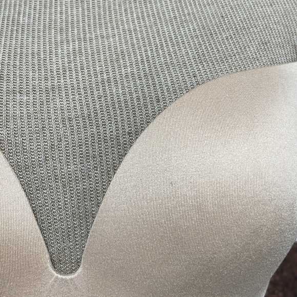 Felina Joslyn Bra Women's 34C Tan NWT Minimalist Smoothing - Picture 7 of 12